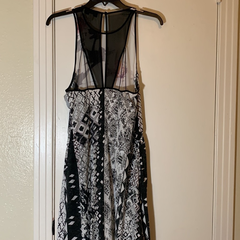 NWT Nocturne 100% Silk Halter Maxi Dress, 4 - Picture 7 of 12